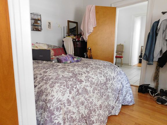 3rd image of 302 E 94th St APT 3C