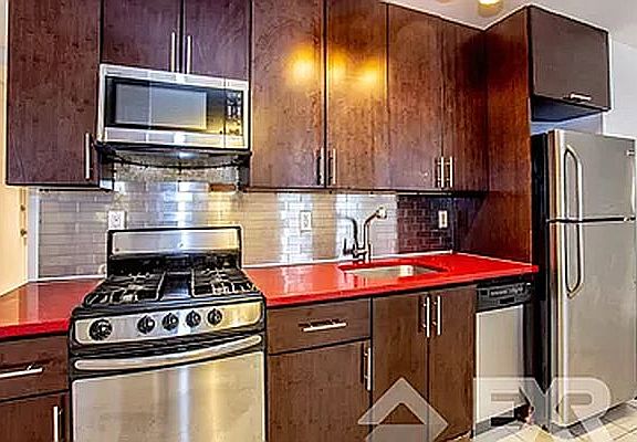 5th image of 103 Quincy St #B
