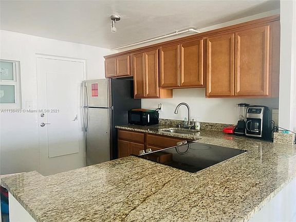 4th image of 1200 14th St APT 6B