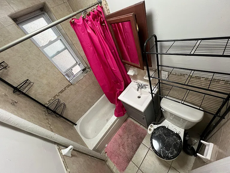 945 Pavonia Ave #32E — Photo 6