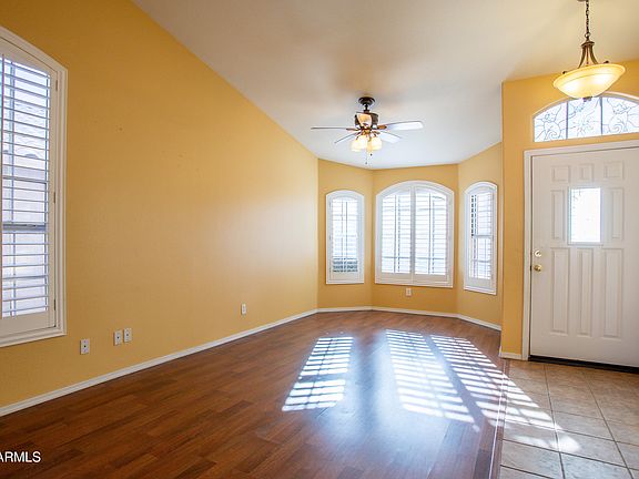 4th image of 1820 W BROWNING Way
