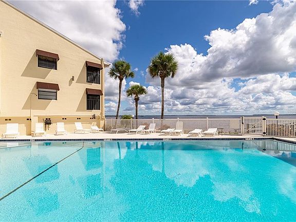 3rd image of 14459 River Beach Dr #212