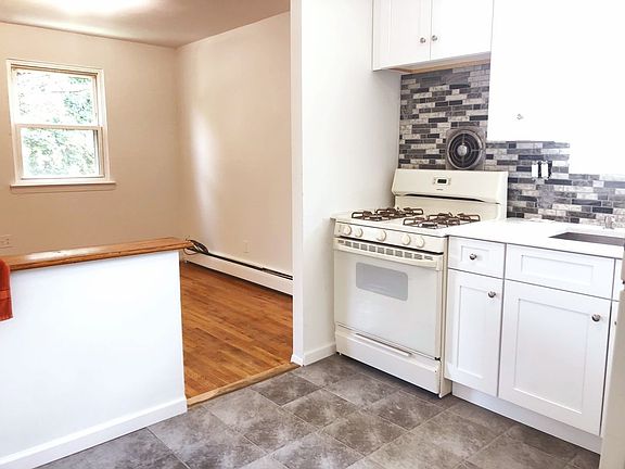 3rd image of 32-77 37th St #3