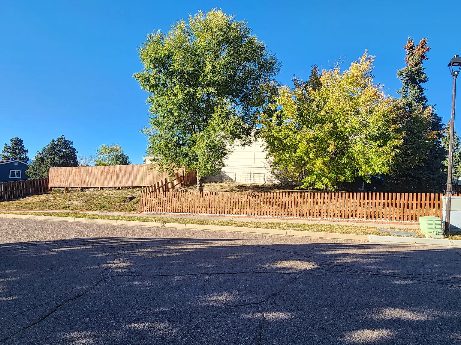 Parkridge Ct, Colorado Springs — Photo 3