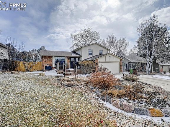 3rd image of 5015 Horseshoe Bend St