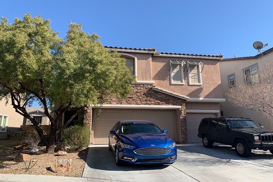 1st image of 9828 White Lilac St
