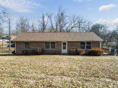 2001 Woodhaven Dr, Bedford, VA, 24523