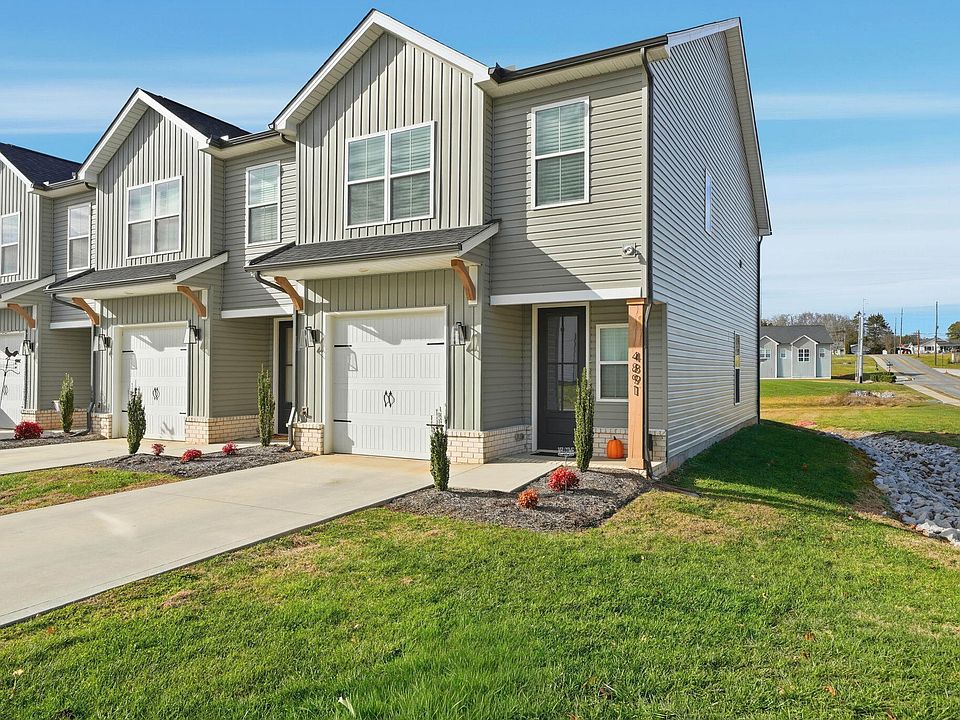 1st image of 4891 Ancient Glacier Ln