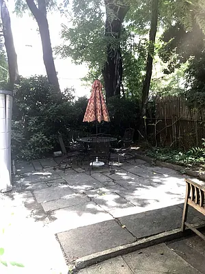 Rented by Dynamik Realty | media 16