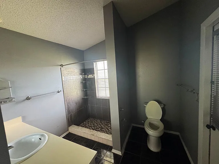 5818 Bambi Dr — Photo 7