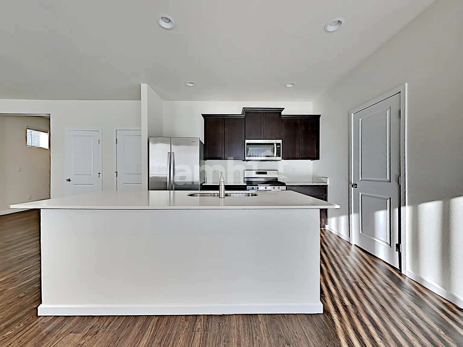 4 bed, 2.5 bath, 1843 sqft, $3,095 — Photo 4
