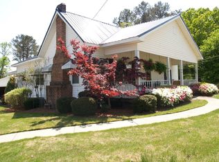 1646 Tidmore Bend Rd, Gadsden, AL 35901