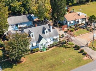 213 & 215 Stewart Rd, Winston Salem, NC 27107