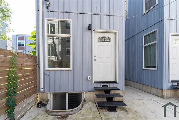1735 Ingersoll St #A — Photo 20