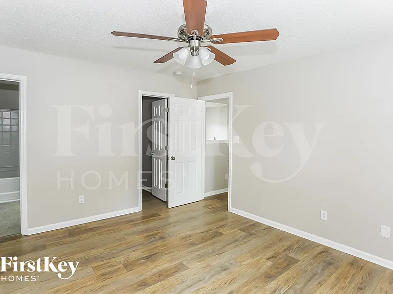 4922 Elizabeth Rd — Photo 8