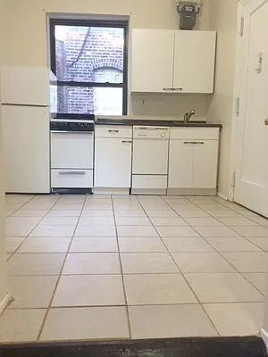 Rented by AJ Clarke | media 10