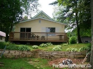 W8054 Cloverleaf Lake Rd, Clintonville, WI 54929