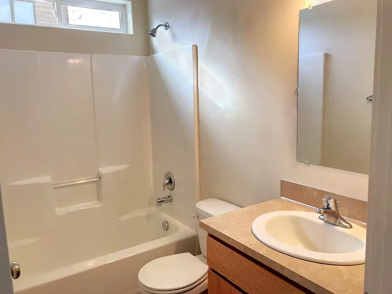 1030 Alturas Dr — Photo 7