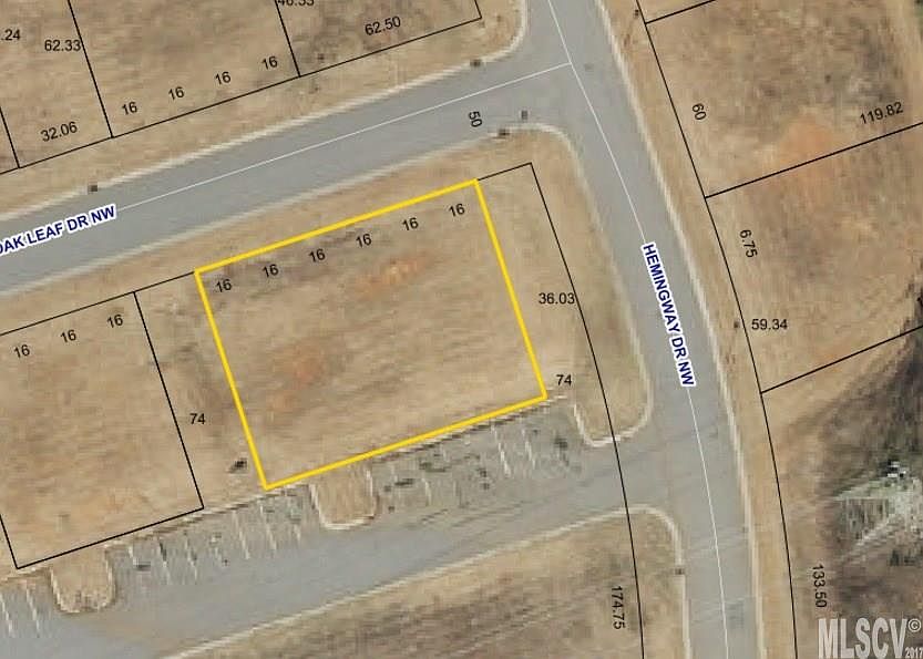 1st image of 1555 Oak Leaf Dr NW