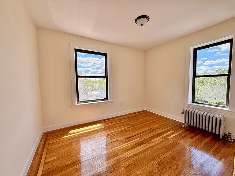 7920 4th Ave #F11 — Photo 7
