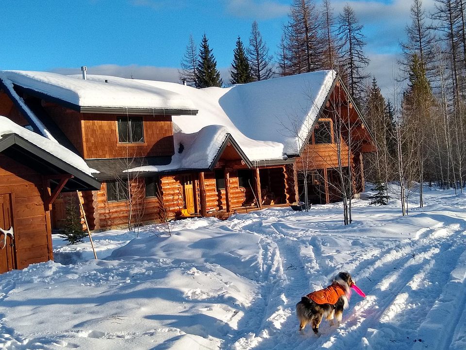 Southern front of home in the sun!