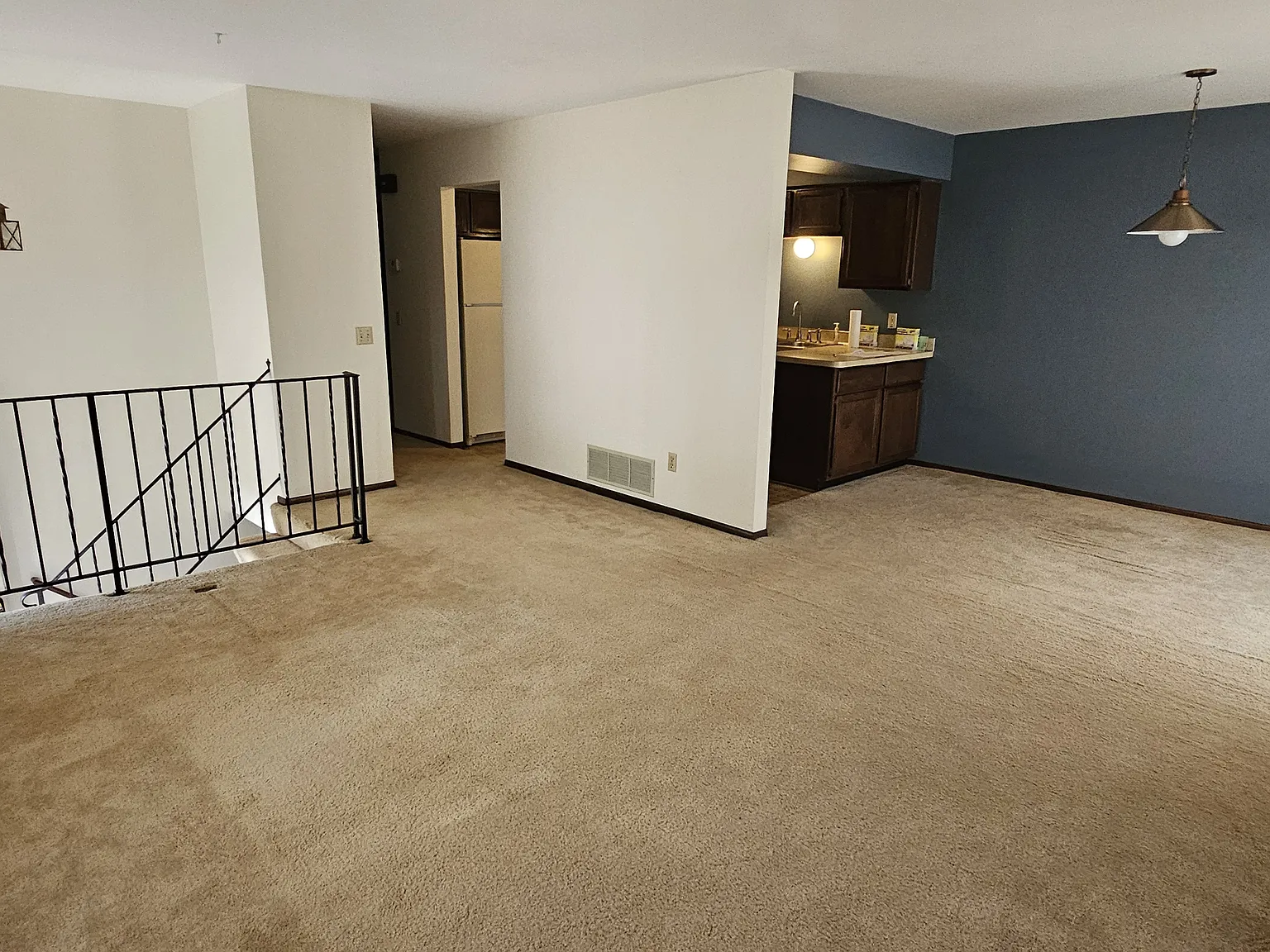 2 bed, 1012 sqft, $1,850 — Photo 4