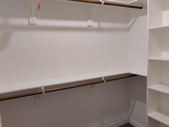 3rd image of 505 N Sparks St