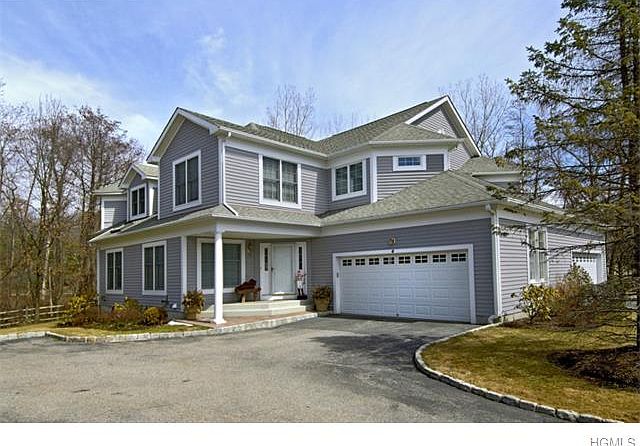 1st image of 4 Club Pointe Dr #4