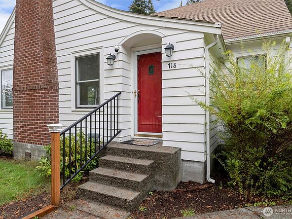 5th image of 718 Milas lots 4 5 6 Avenue NE