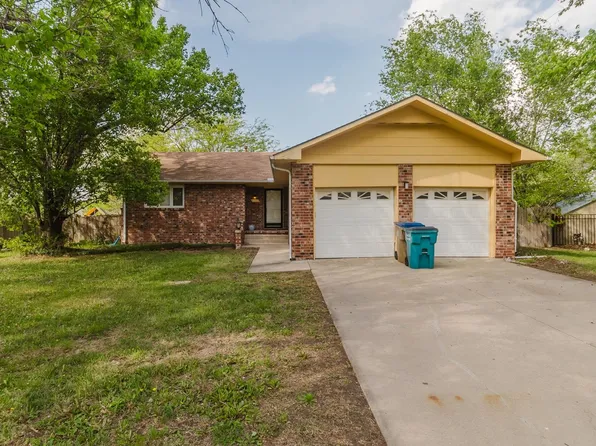 808 W Allison St, Andover, KS 67002