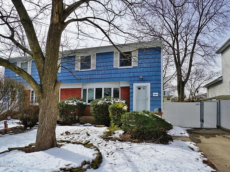 1st image of 424 Yetman Ave