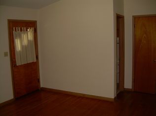 1316 Massachusetts St, Lawrence, KS 66044