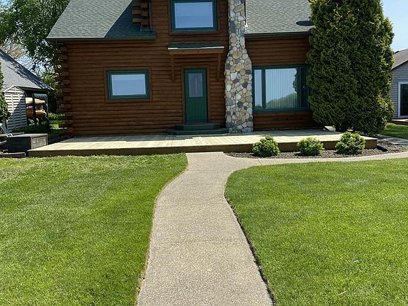 4th image of W988 Shorewood DRIVE