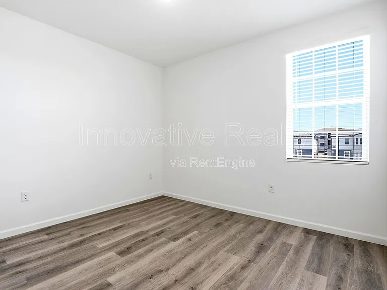 Venture Apartments — Photo 159