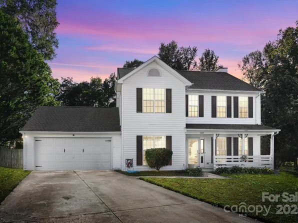 1565 Forest Glen Ln, Kannapolis, NC 28081