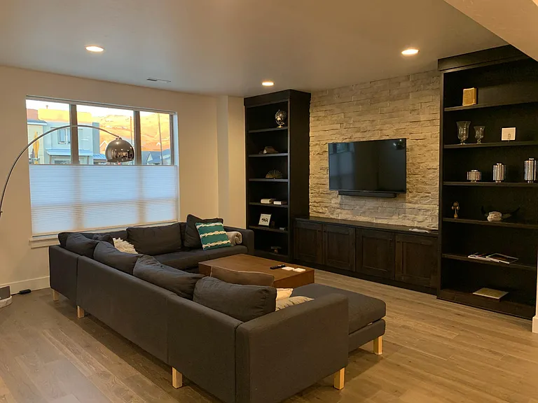 4343 E Parkcenter Blvd — Photo 8