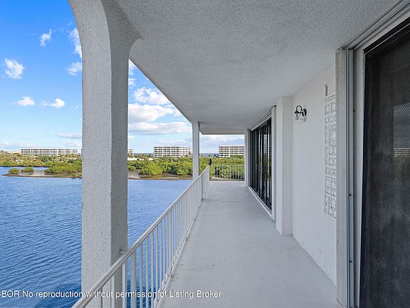 4th image of 2155 Ibis Isle Rd #Penthouse 3