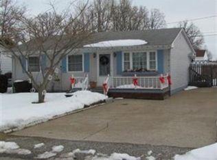 405 Essex Rd, Vermilion, OH