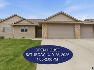 4505 E Kearney Pl, Sioux Falls, SD 57110