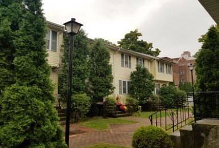 3rd image of 468 S 4th Ave #4