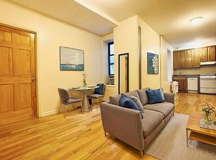 455 W 44th St #2, New York, NY 10036