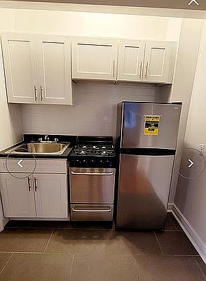 4th image of 305 Columbus Ave APT 31