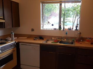 75 SE Clark St APT 1, Issaquah, WA 98027