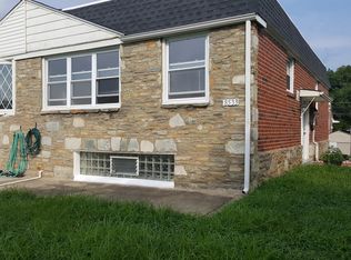8533 Tolbut St, Philadelphia, PA 19152