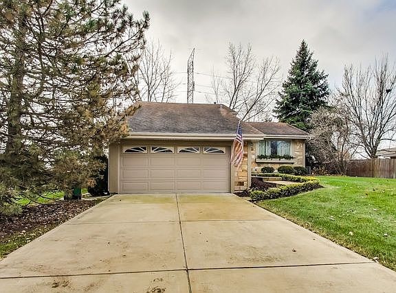2nd image of 13819 W Stoneoak Way