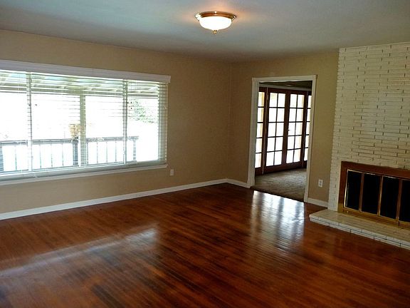 2nd image of 9507 Shumway Dr