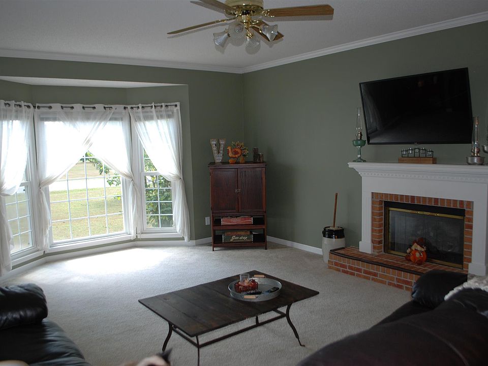 718 Doak Rd, Manchester, TN 37355 Zillow