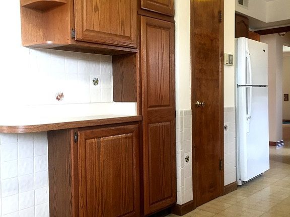 3rd image of 5348 N Mulligan Ave