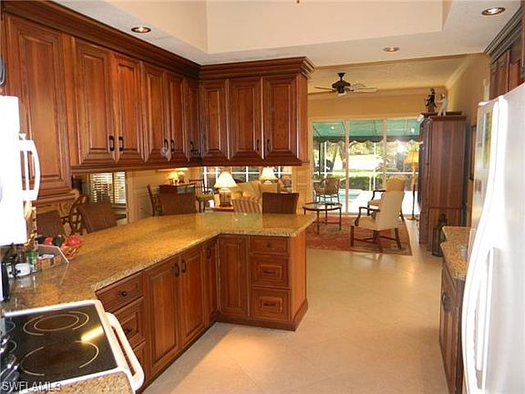 3rd image of 3492 Donoso Ct