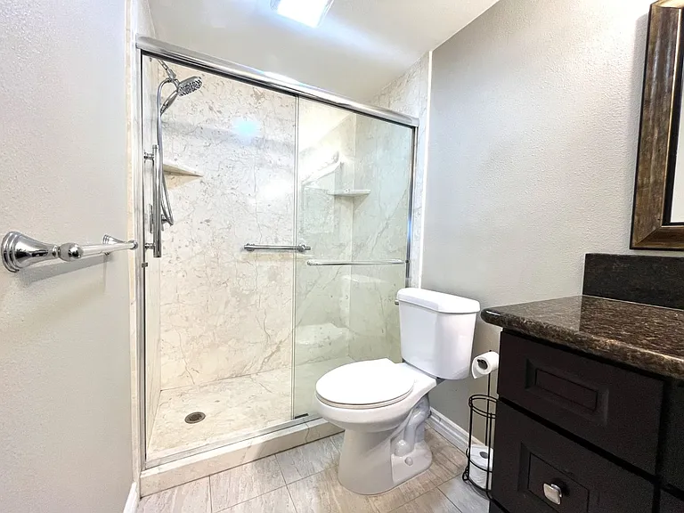 581 S Greenwich St — Photo 19